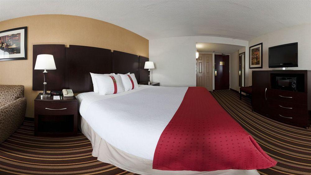 Holiday Inn Philadelphia-Stadium Eksteriør billede